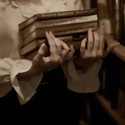 دانلود آهنگ  کاردی 2 هیپهاپولوژیست