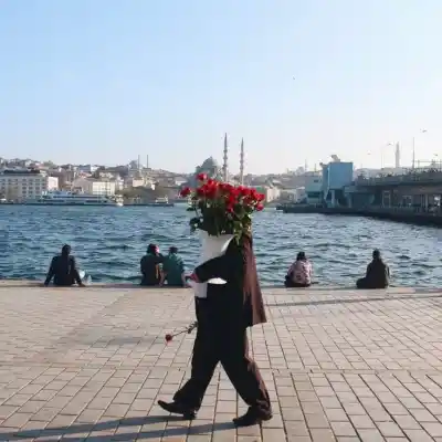 دانلود آهنگ  سنگ تموم میذارم واسه تو واسه عشقمون