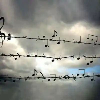 دانلود آهنگ جدید تو مهربونی پاره جونی نیمه ماهی تو آسمونی MP3 کیفیت 320 دانلود آهنگ تو مهربونی پاره جونی نیمه ماهی تو آسمونی